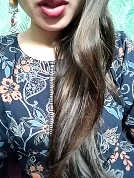 Snapshot of Noor_Darliing chatting on 03/08/25, 06:26 Noor Darliing online show from 03/08/25, 06:26