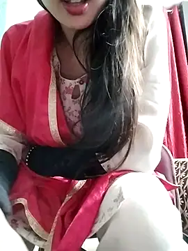 Snapshot of Noor_Darliing chatting on 03/14/25, 09:43 Noor Darliing online show from 03/14/25, 09:43