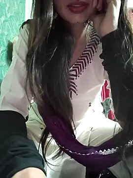 Snapshot of Noor_Darliing chatting on 10/03/25, 02:25 Noor Darliing online show from 10/03/25, 02:25