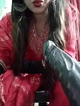 Snapshot of Noor_Darliing chatting on 10/12/25, 03:22 Noor Darliing online show from 10/12/25, 03:22