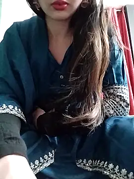 Noor Darliing online show from 04/15/26, 03:19