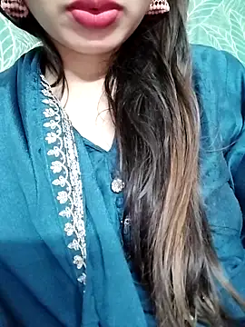 Noor Darliing online show from 04/15/26, 07:58