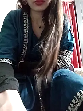 Noor Darliing online show from 04/18/26, 03:16