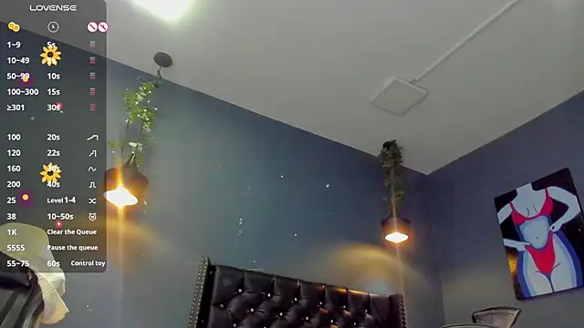 Sophiietaylor online show from 11/21/25, 11:42