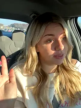 nicolesugarr online show from 11/14/25, 08:40