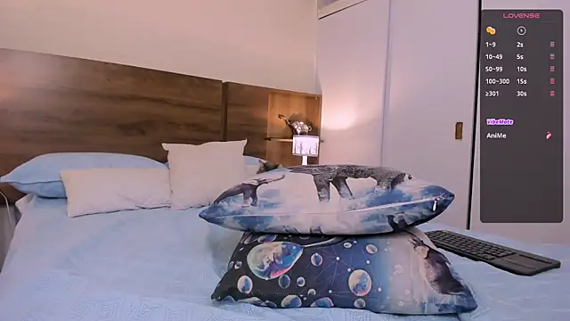 emily adams01 online show from 03/14/25, 11:11