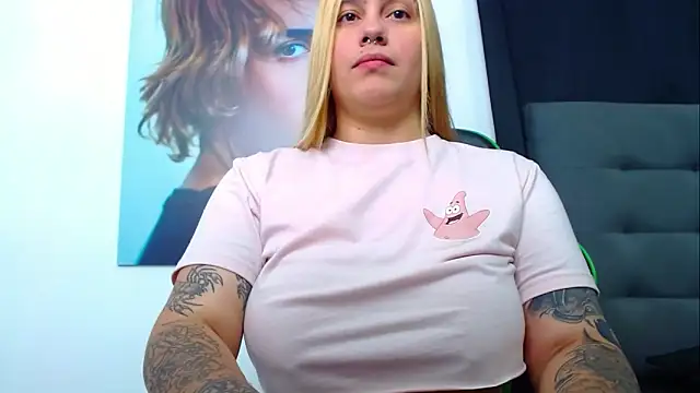 Snapshot of hanna_rabbit_ chatting on 12/04/24, 09:57 hanna rabbit  online show from 12/04/24, 09:57