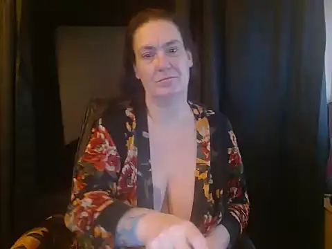 SimoneMoore online show from 02/23/25, 09:48