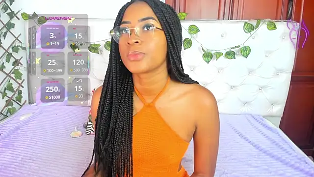 Andrea Williams24 online show from 09/19/25, 01:01