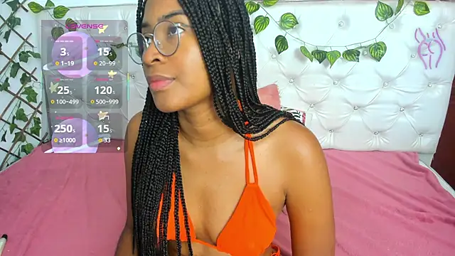 Andrea Williams24 online show from 11/14/25, 03:44