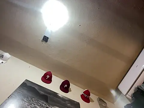 Snapshot of hotraillX chatting on 01/07/25, 07:20 hotraillX online show from 01/07/25, 07:20