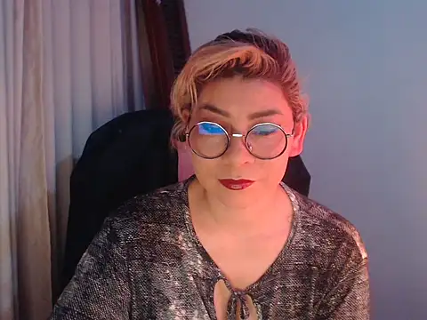 Snapshot of diane_fergusson chatting on 03/25/26, 07:36 diane fergusson online show from 03/25/26, 07:36