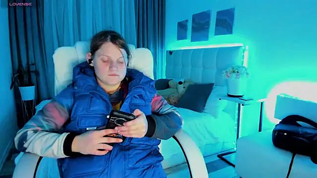 Kathlyn  Heath online show from 03/15/25, 06:43