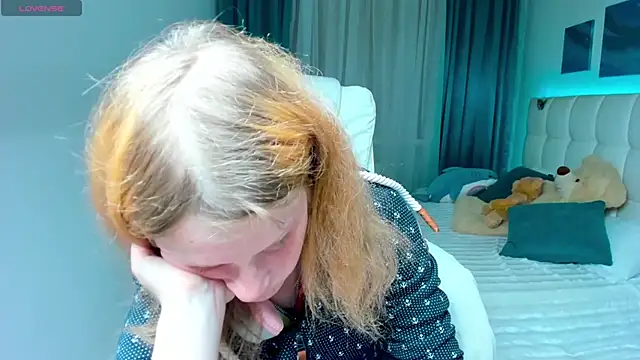 Kathlyn  Heath online show from 09/28/25, 07:19