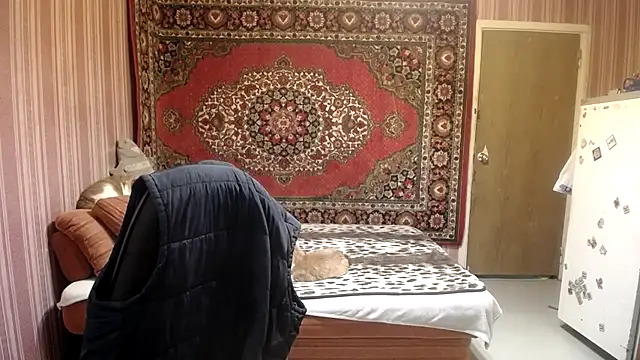 Kathlyn  Heath online show from 10/24/25, 04:03