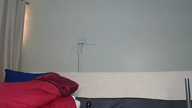 Snapshot of NIKKIE_LOVE chatting on 02/15/25, 06:55 NIKKIE LOVE online show from 02/15/25, 06:55