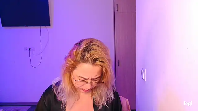 Snapshot of freyyamore1 chatting on 03/02/26, 07:37 freyyamore1 online show from 03/02/26, 07:37