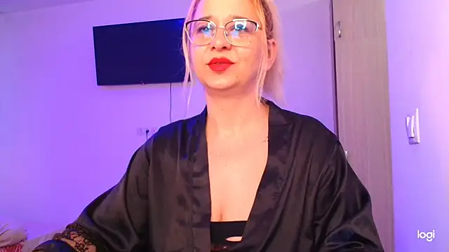 freyyamore1 online show from 04/02/26, 04:43