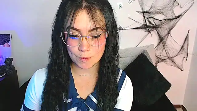 Isa Maiden1 online show from 10/24/25, 02:35