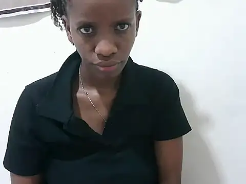 prettybeee online show from 10/22/25, 02:17