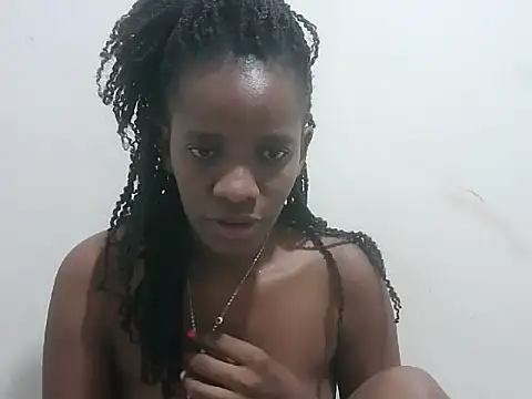 prettybeee online show from 11/26/25, 10:22