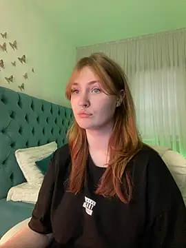  Chlo  e online show from 03/06/25, 05:03