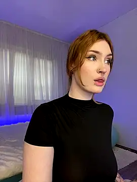  Chlo  e online show from 10/05/25, 09:40