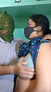 Snapshot of hotty_Sexy-couple chatting on 12/17/24, 12:33 hotty Sexy-couple online show from 12/17/24, 12:33