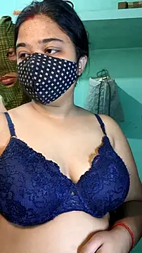 Snapshot of hotty_Sexy-couple chatting on 02/17/25, 10:40 hotty Sexy-couple online show from 02/17/25, 10:40