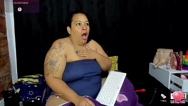 Snapshot of Sofie-Storm chatting on 02/15/26, 10:36 Sofie-Storm online show from 02/15/26, 10:36