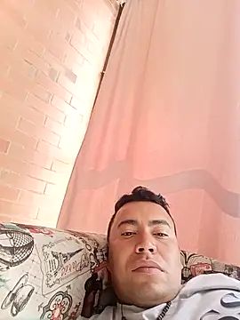 Snapshot of Diego_leon27 chatting on 01/08/25, 06:31 Diego leon27 online show from 01/08/25, 06:31