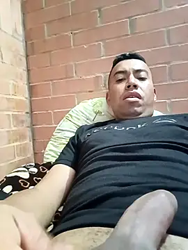 Diego leon27 online show from 04/08/26, 03:17