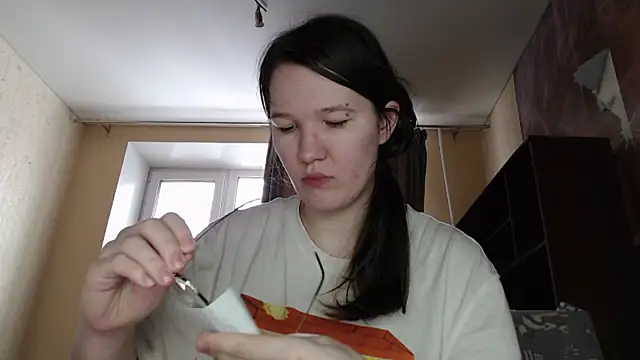 MiriamOr online show from 02/19/25, 07:17