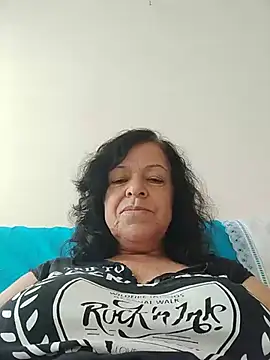 Snapshot of mariy522 chatting on 07/06/26, 04:42 mariy522 online show from 07/06/26, 04:42