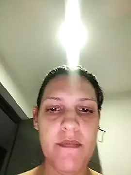 Snapshot of Mia_Hampton chatting on 01/31/25, 09:59 Mia Hampton online show from 01/31/25, 09:59