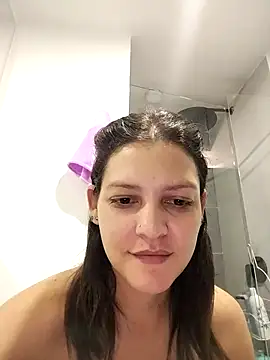 Snapshot of Mia_Hampton chatting on 02/15/25, 08:11 Mia Hampton online show from 02/15/25, 08:11