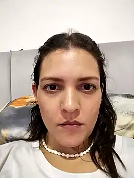 Snapshot of Mia_Hampton chatting on 02/22/25, 03:34 Mia Hampton online show from 02/22/25, 03:34