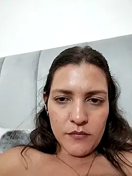 Snapshot of Mia_Hampton chatting on 03/09/25, 04:27 Mia Hampton online show from 03/09/25, 04:27