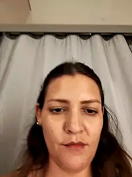 Snapshot of Mia_Hampton chatting on 03/20/25, 06:09 Mia Hampton online show from 03/20/25, 06:09