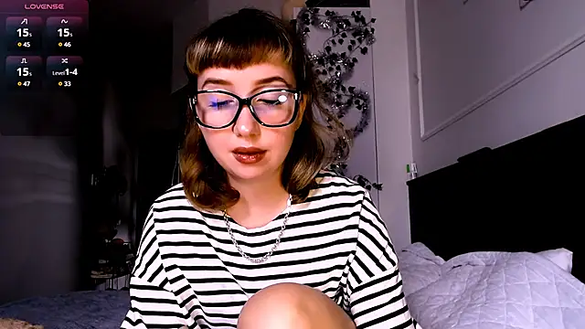 Cosmo Riri online show from 01/12/25, 06:39