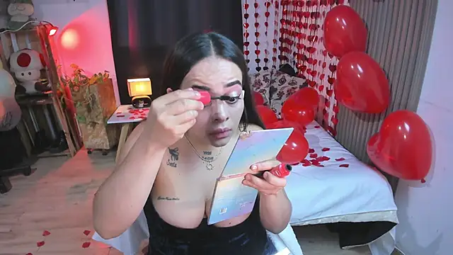 Cuttiealice online show from 02/14/25, 09:21