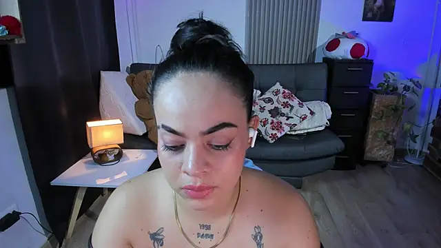 Cuttiealice online show from 03/08/25, 01:28