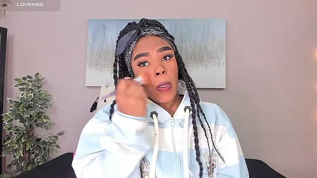 Briana Wells  online show from 03/09/26, 12:42