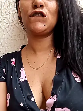 Leticia goddes online show from 03/14/25, 06:50