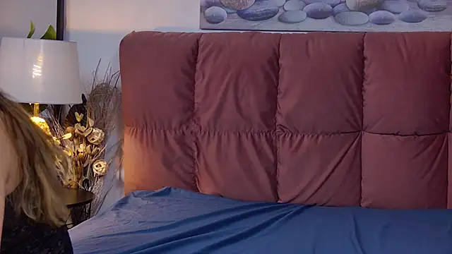 NicolLopeze online show from 12/27/24, 01:28