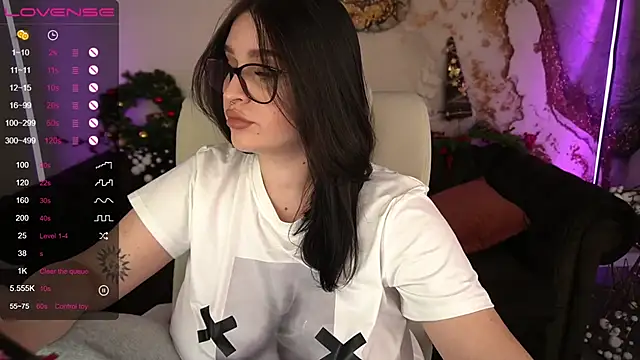 Snapshot of JeysyPotter chatting on 01/01/25, 09:52 JeysyPotter online show from 01/01/25, 09:52