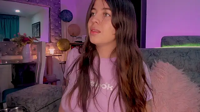 zoe kittylove online show from 11/04/25, 04:11