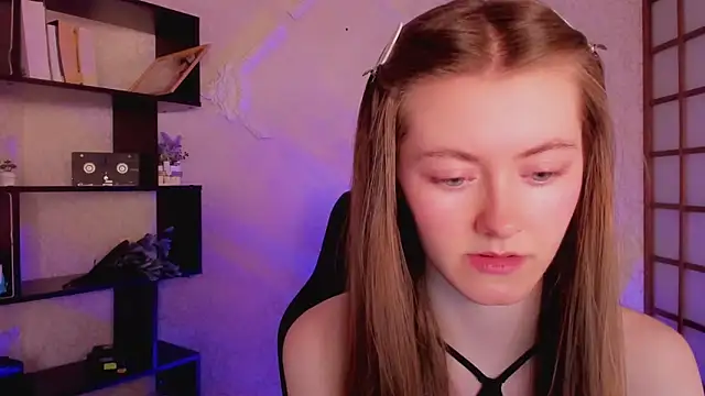 KateCuddle online show from 01/17/25, 02:18