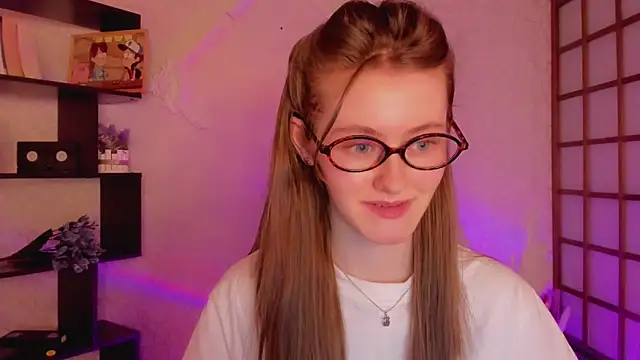 KateCuddle online show from 01/23/25, 05:24