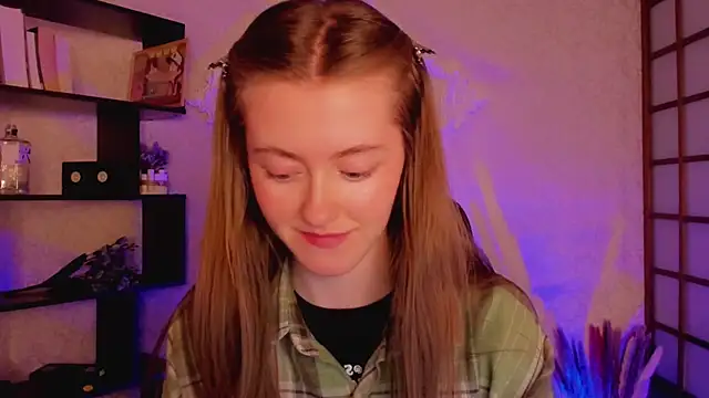 KateCuddle online show from 01/28/25, 05:43